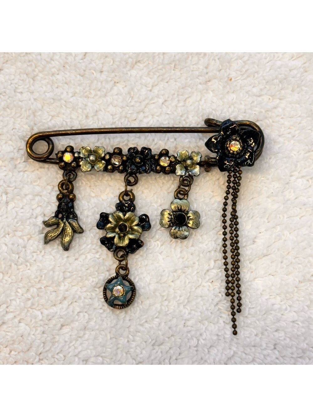 Vintage safety pin flower brooch